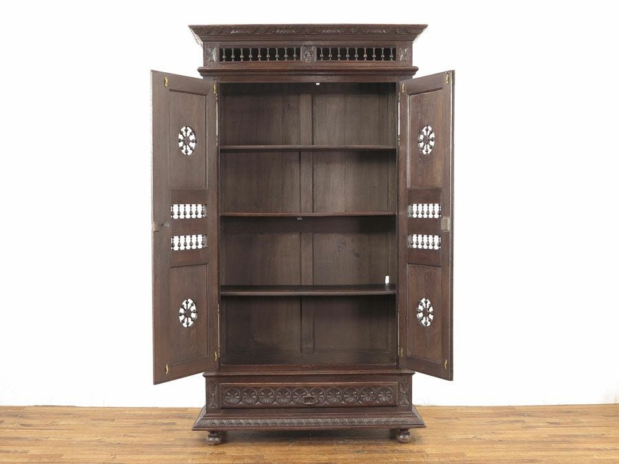 アンティーク家具　彫刻家具　ボンティエール
