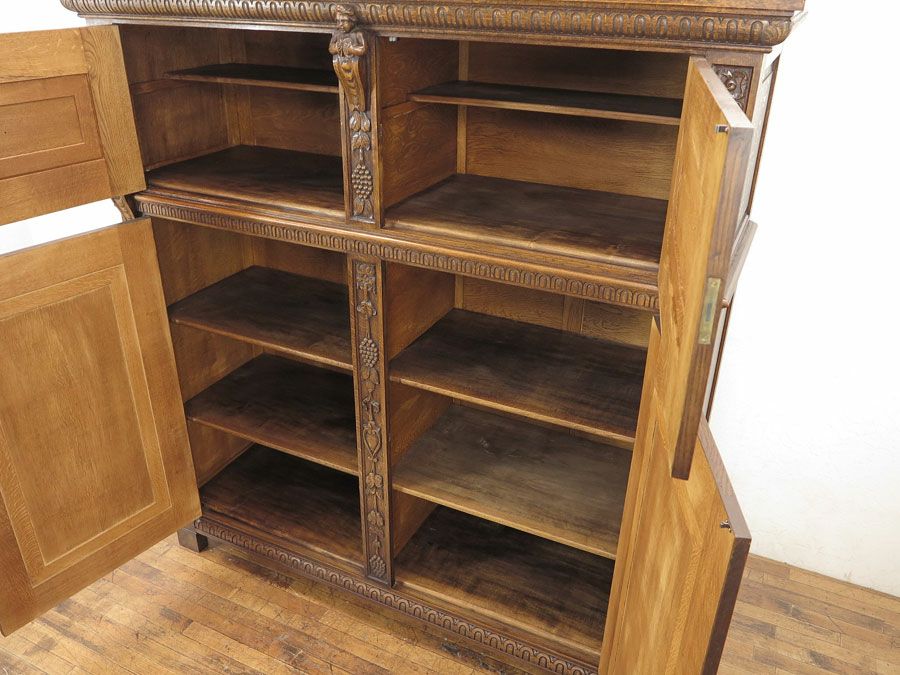 アンティーク家具 ルネサンス　キャビネット