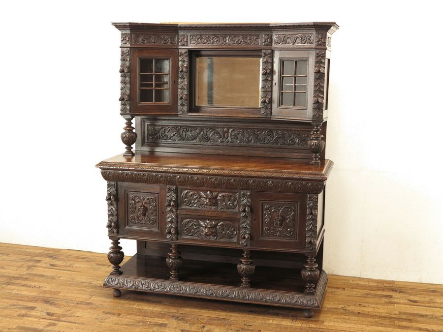 イギリスアンティーク家具　キャビネット