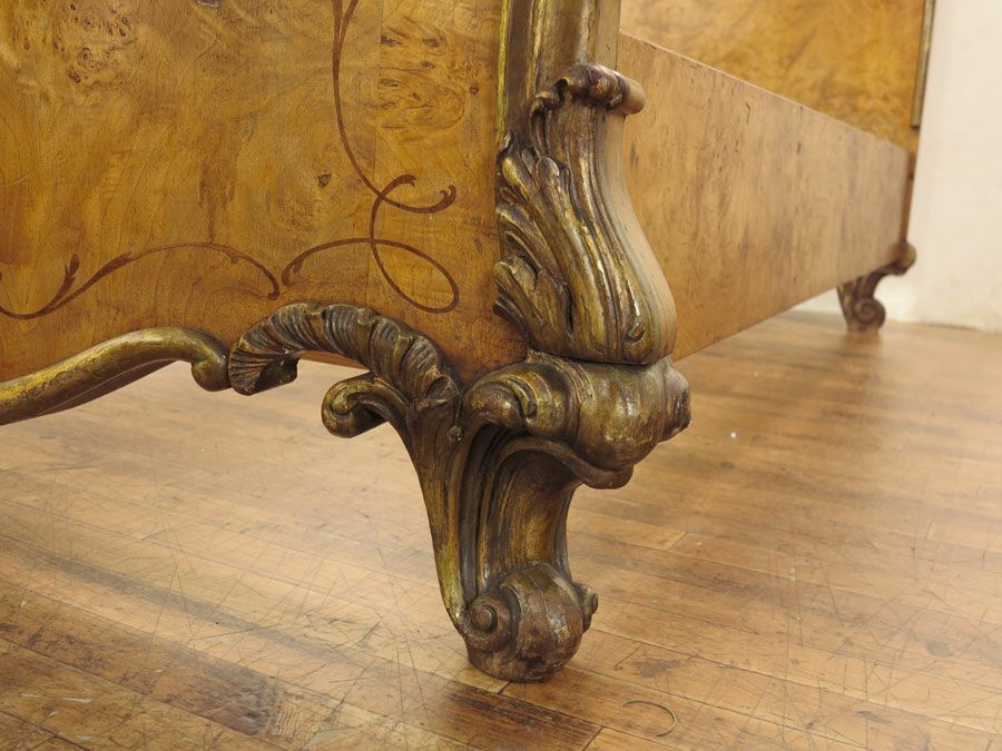 アンティーク家具　ベッド　イタリア