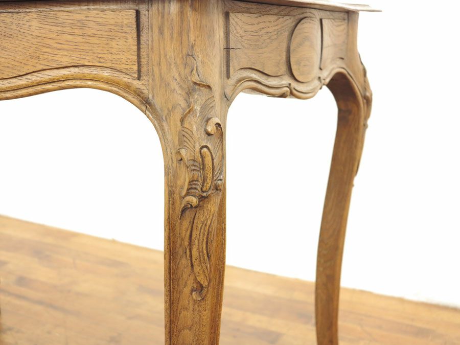 アンティーク家具　サイドテーブル 猫脚