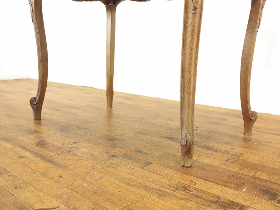 アンティーク家具　サイドテーブル 猫脚