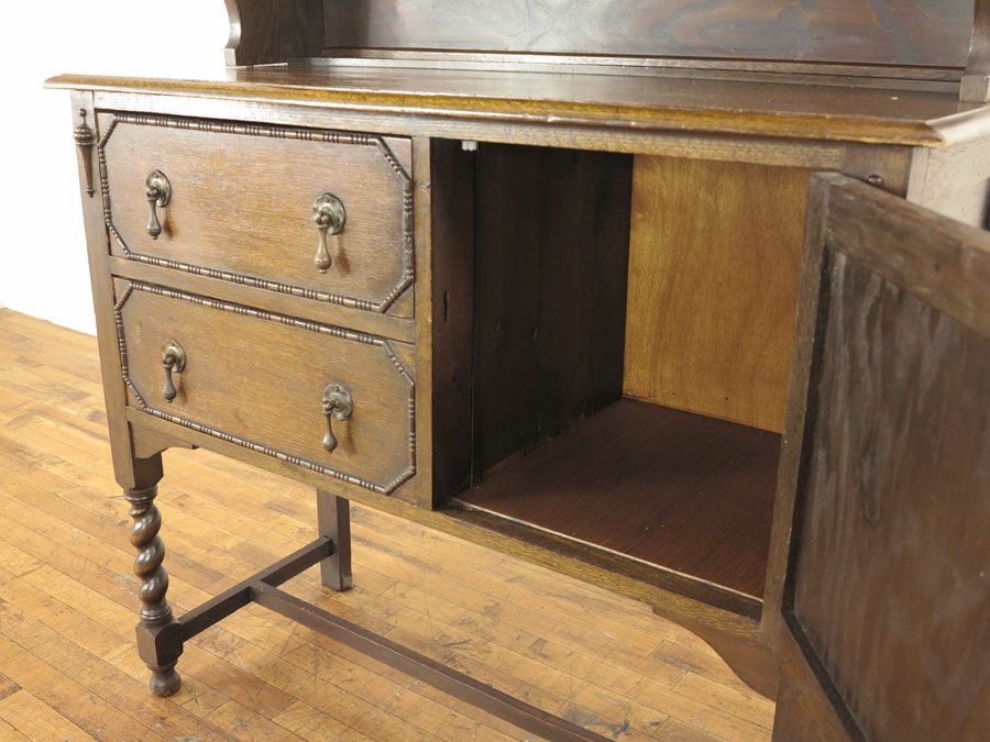 アンティーク家具　カップボード　飾り棚