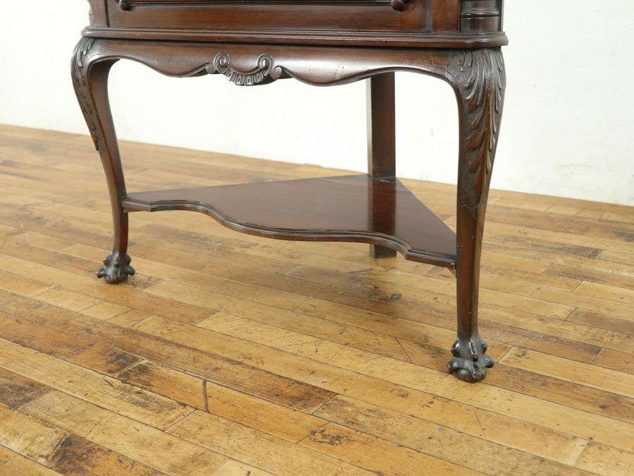 ビクトリアン コーナーキャビネット