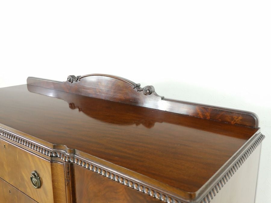 ボールアンドクロー サイドボード