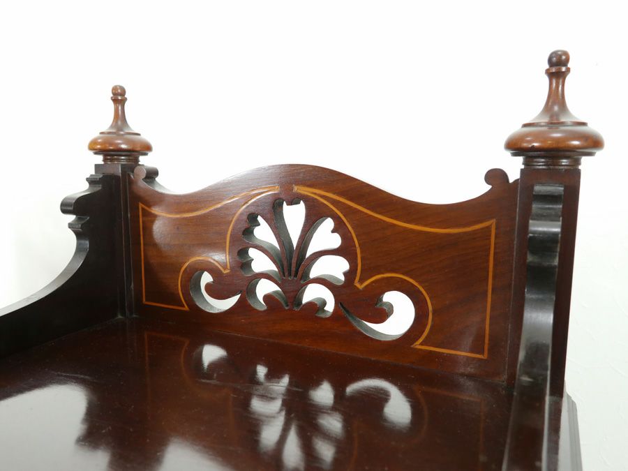 アーツアンドクラフツ キャビネット