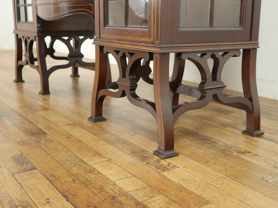 アーツアンドクラフツ キャビネット