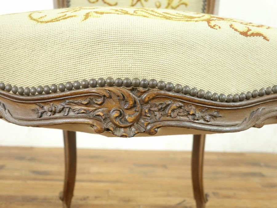 プチポワンアームチェア　アンティークフレックス