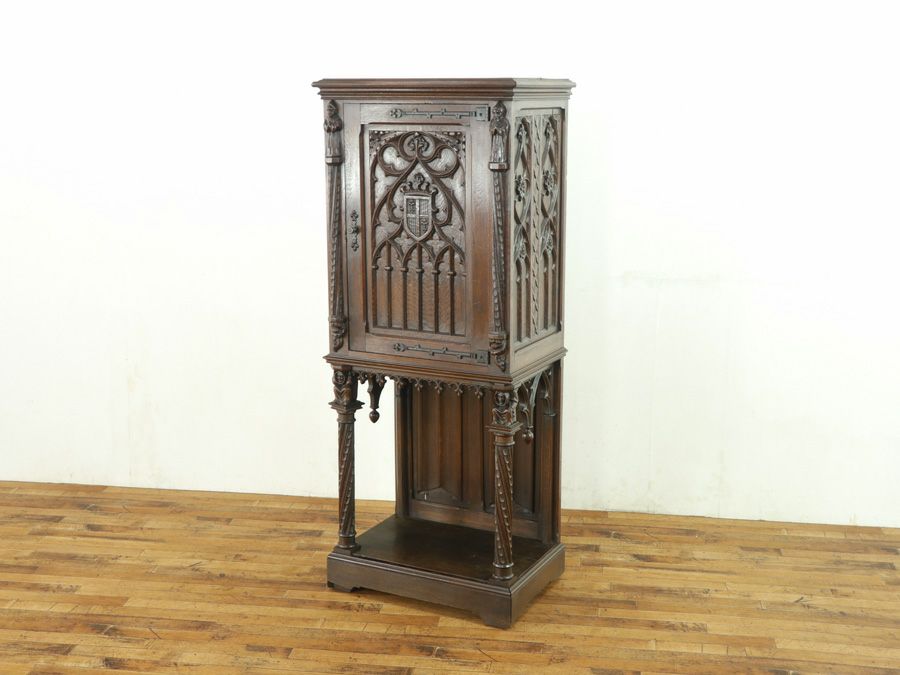 ゴシックキャビネット　アンティークフレックス