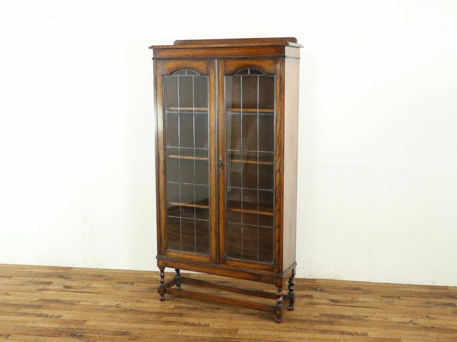 ステンドグラスも魅力 背の高い ブックケース 58089