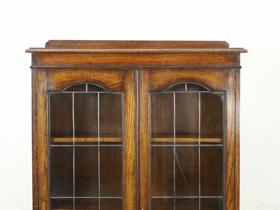 ステンドグラスも魅力 背の高い ブックケース 58089