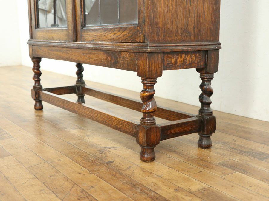 ステンドグラスも魅力 背の高い ブックケース 58089