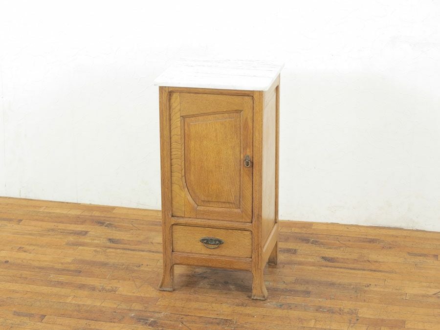 使いやすくて個性的 ナイトテーブル 80819 | アンティークフレックス