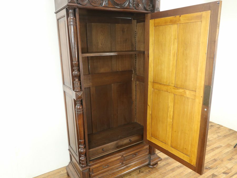 フランスアンティークキャビネット