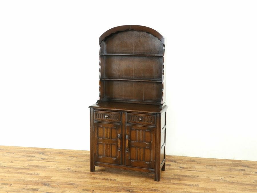 アンティーク家具 カップボード