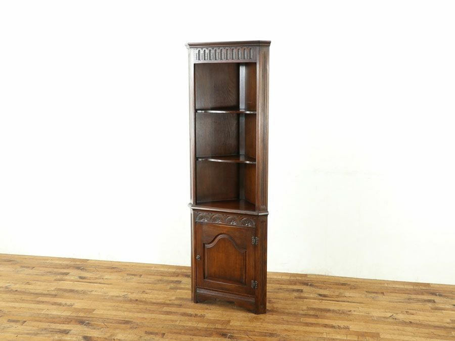 アンティーク家具 コーナーキャビネット