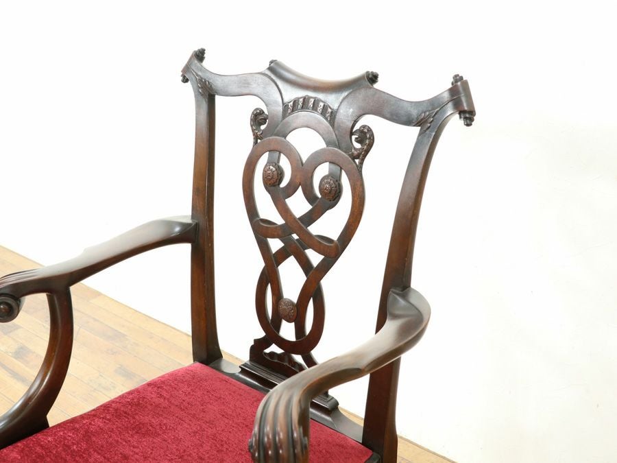 張替済チッペンデールアームチェア 58879a<BR>在庫2脚