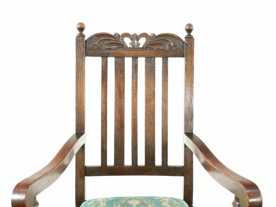 アンティーク家具　クラウントップアームチェア