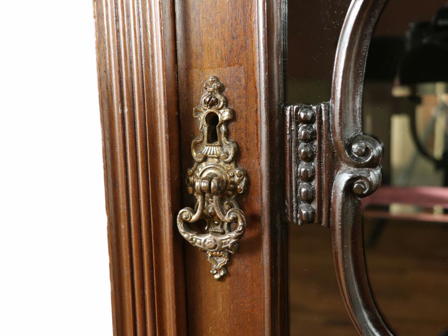 ヴィクトリアン ミュージックキャビネット