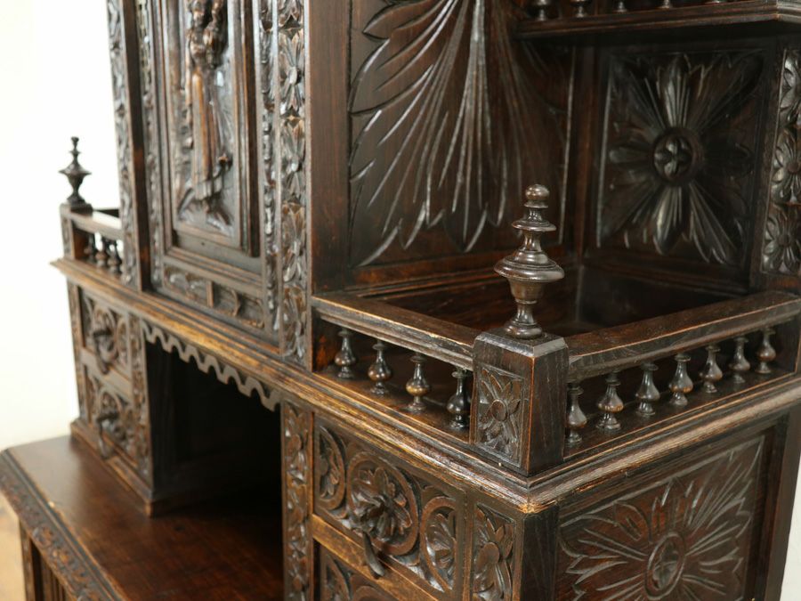 アンティーク家具 ゴシックキャビネット 64903