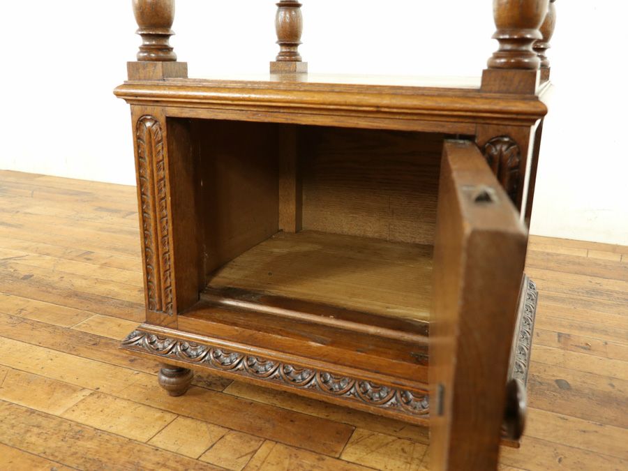 アンティーク家具 ナイト 64820b