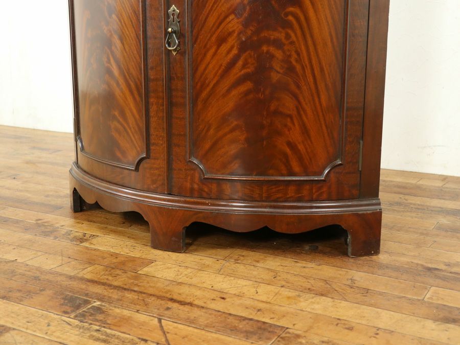 アンティーク家具 コーナーキャビネット 59127