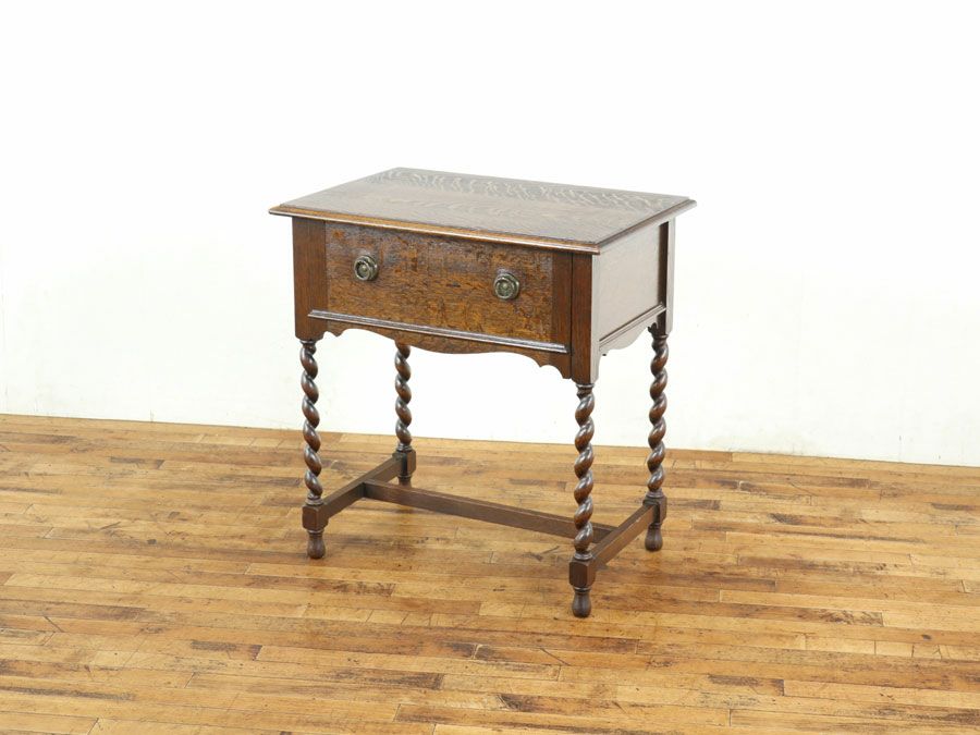 イギリスアンティーク家具サイドテーブル 59503