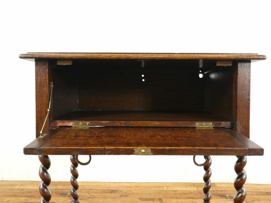 イギリスアンティーク家具サイドテーブル 59503