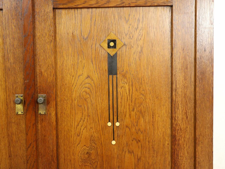 アンティーク家具キャビネット 70490