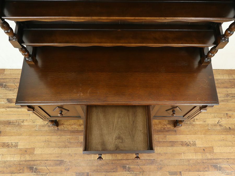 イギリスアンティーク家具カップボード 59698