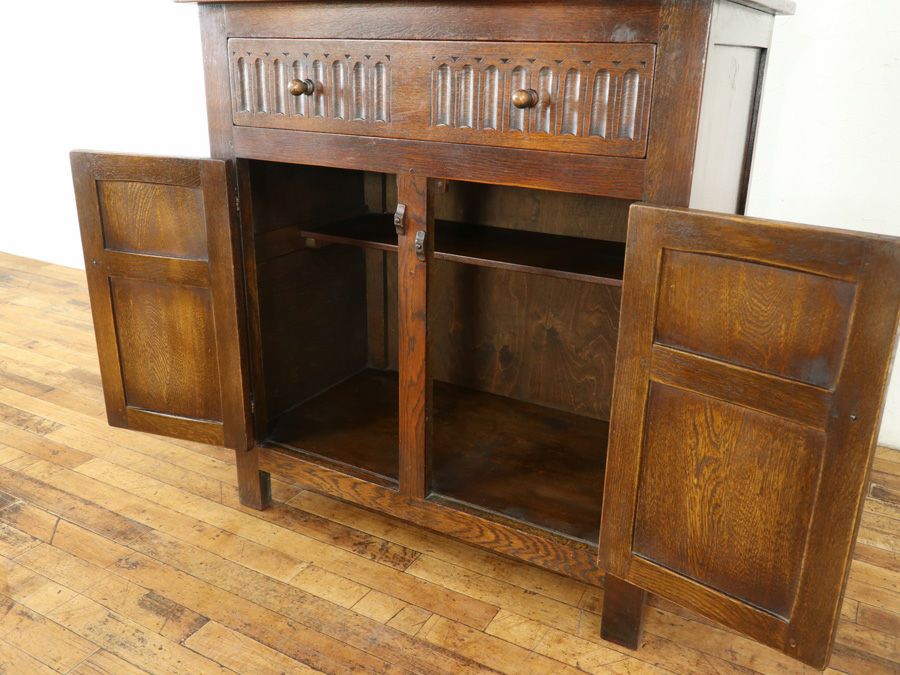 イギリスアンティーク家具キャビネット 59768