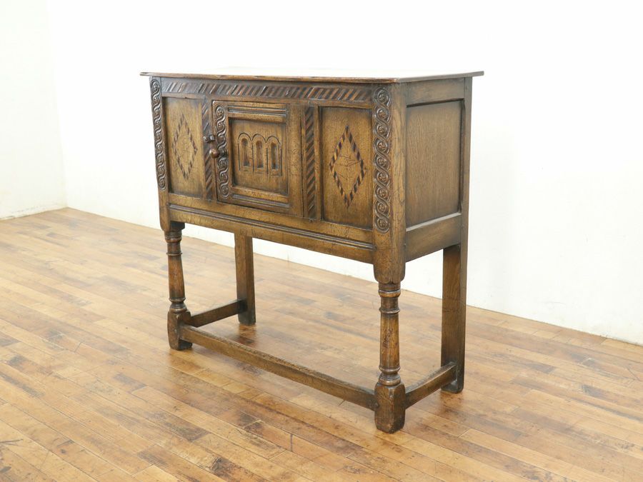 イギリスアンティークサイドキャビネット 59749