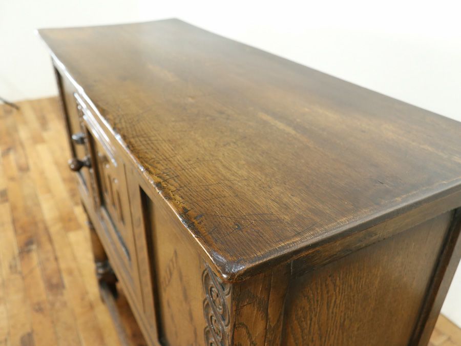 イギリスアンティークサイドキャビネット 59749