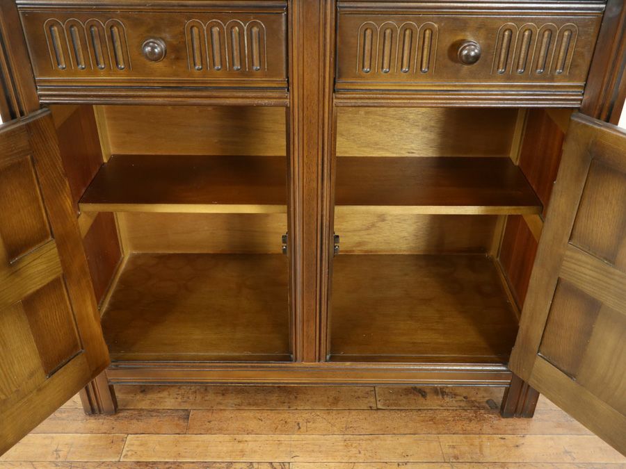 イギリスアンティーク家具カップボード 80091