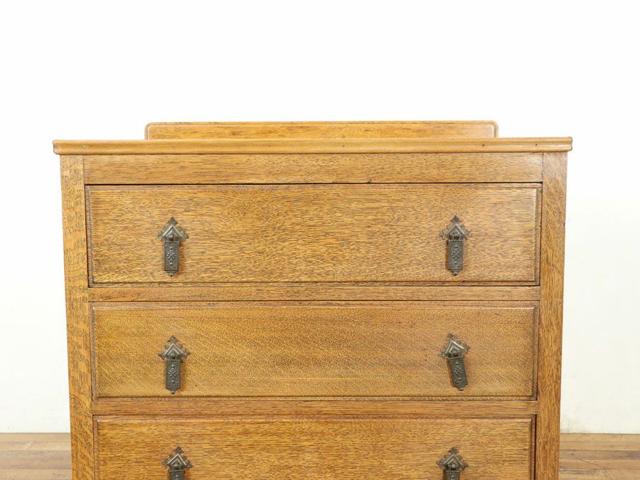 イギリスアンティーク家具チェスト 80079b