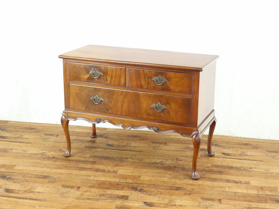 イギリスアンティーク家具チェスト 80001