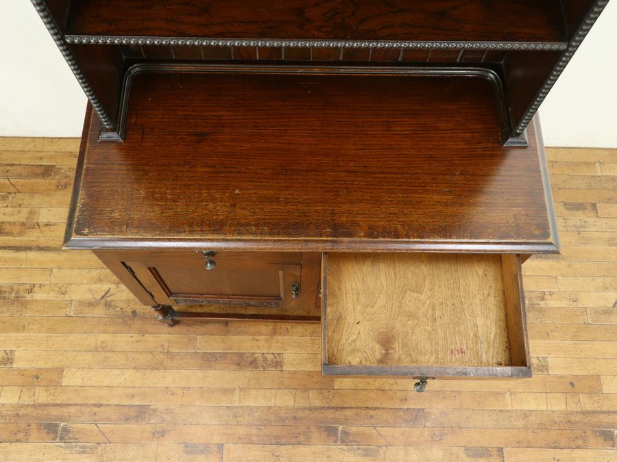 イギリスアンティーク家具カップボード 80117