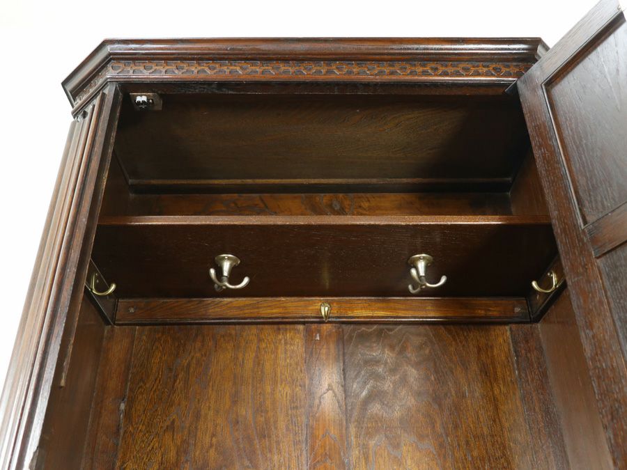 イギリスアンティーク家具ワードローブ 80165