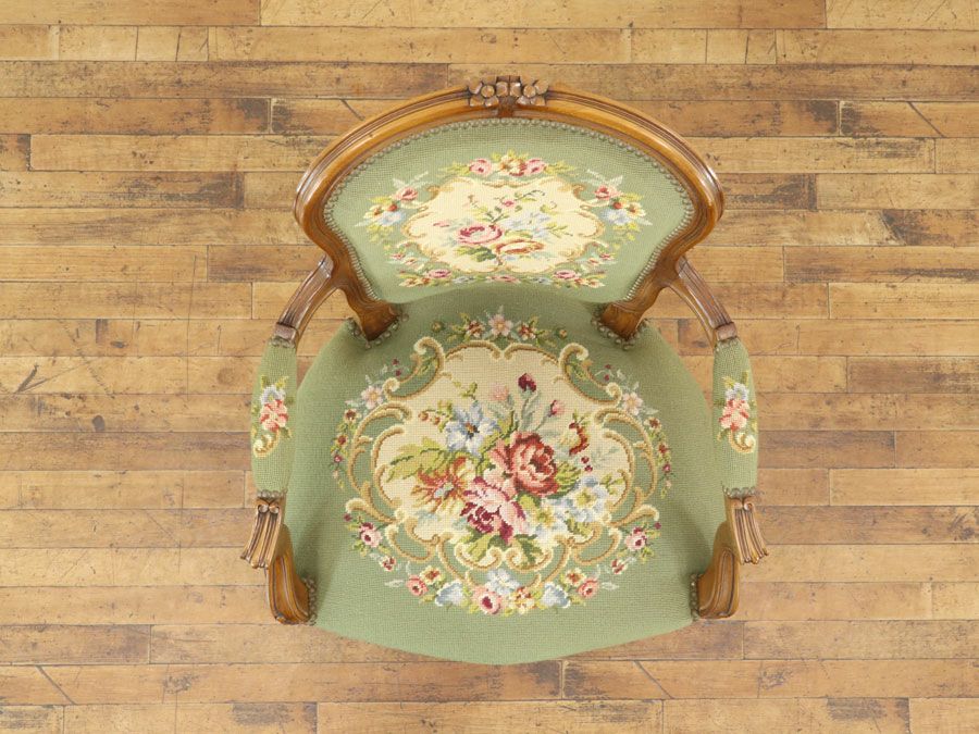 アンティーク プチポワンアームチェア 65105