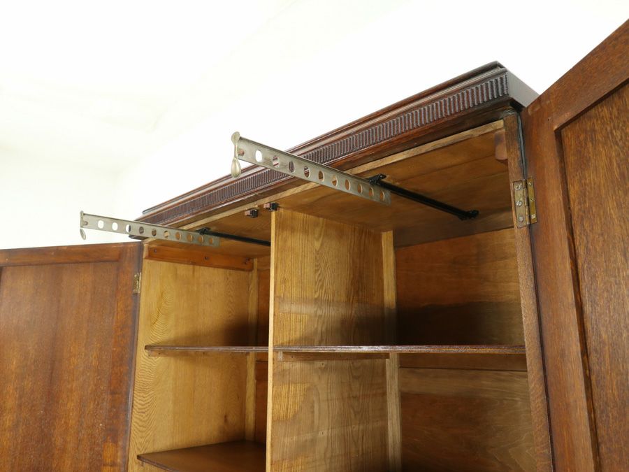 アンティーク家具 ワードローブ 80190