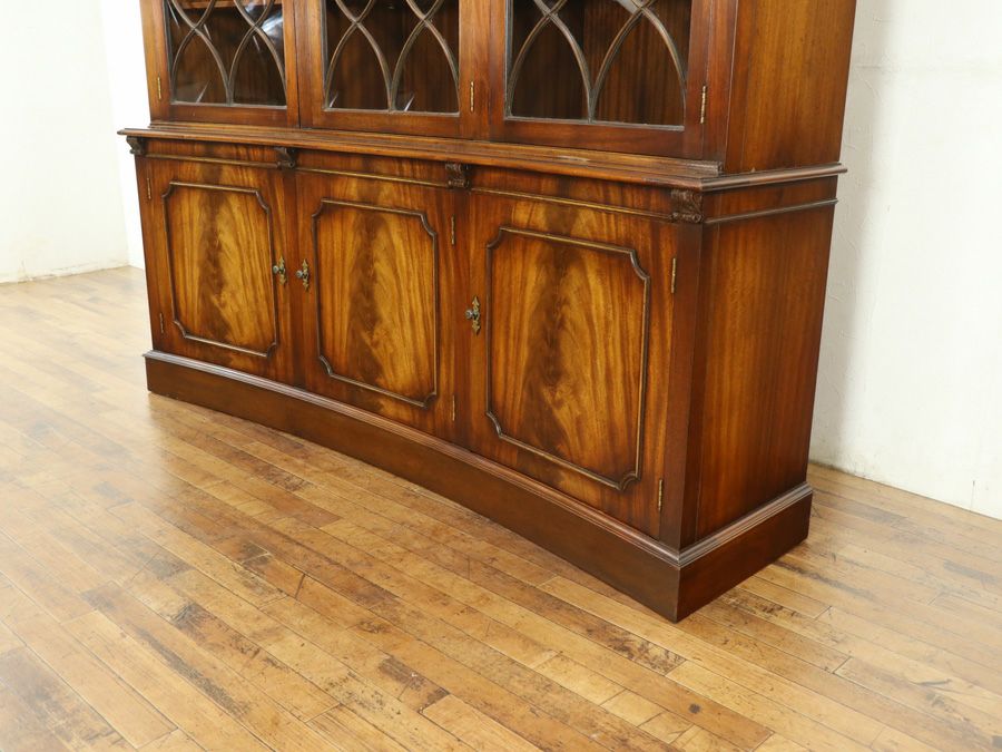 イギリスアンティーク キャビネット 80348