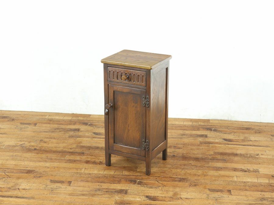 アンティーク家具 ナイトテーブル 80639