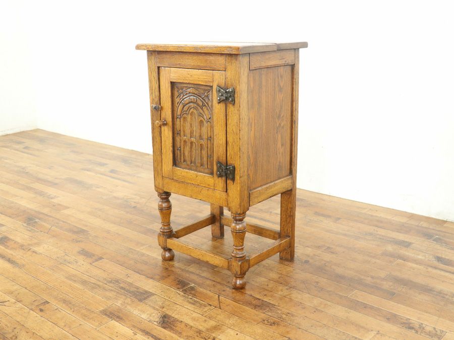 アンティーク家具 ナイトテーブル 80520