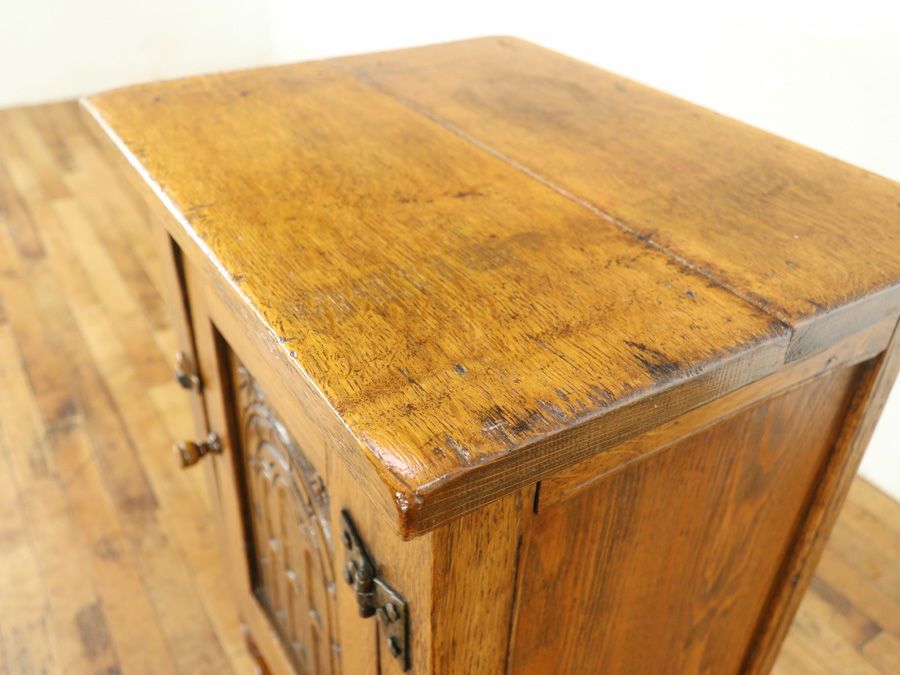 アンティーク家具 ナイトテーブル 80520