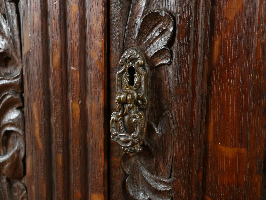 イギリスアンティーク家具 キャビネット 80600