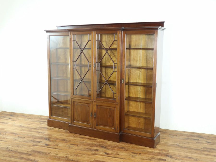 イギリスアンティーク家具 キャビネット 80609