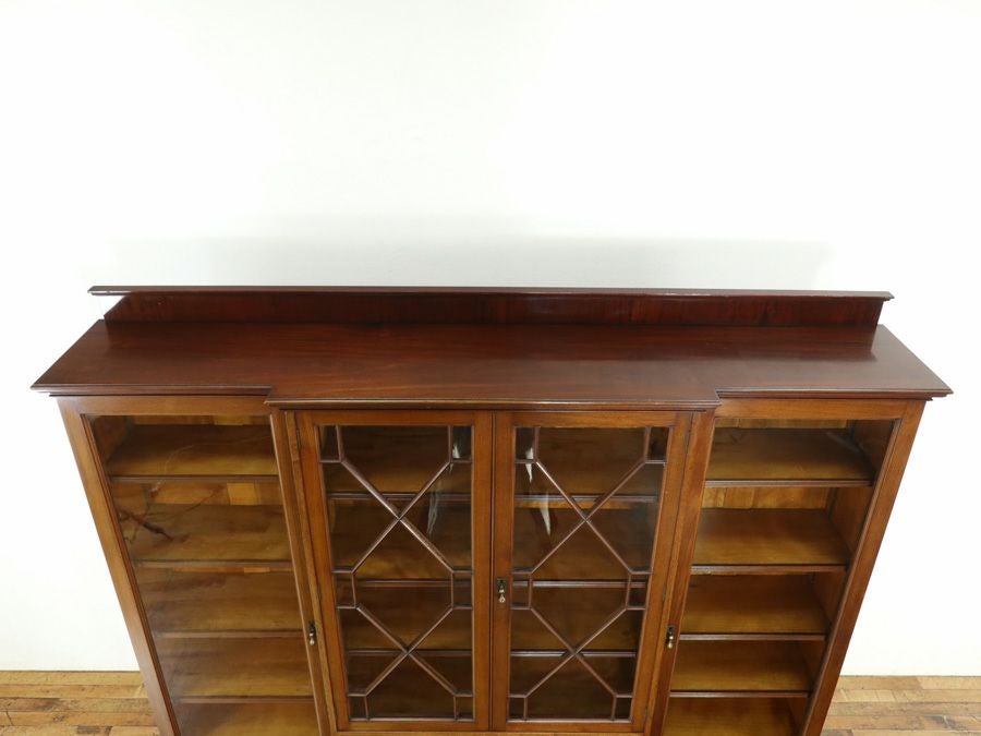 イギリスアンティーク家具 キャビネット 80609