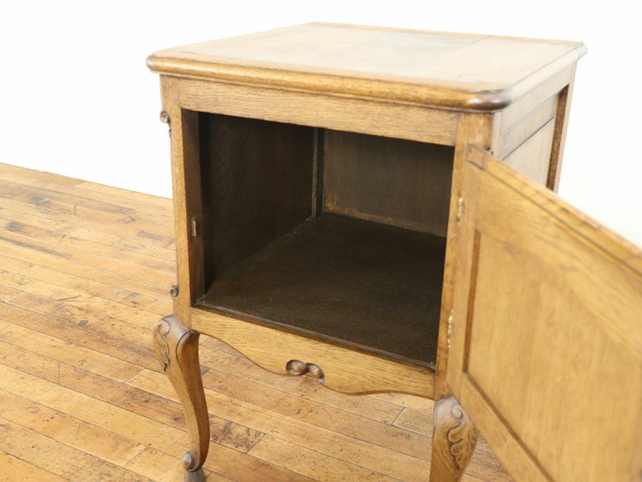 アンティーク家具 ナイトテーブル 65404a