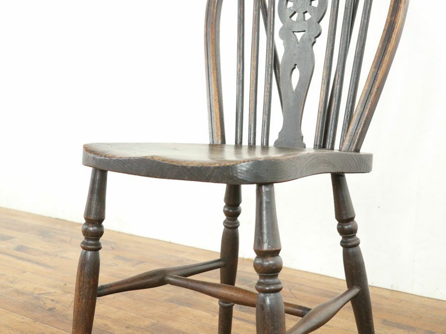 ホイールバックキッチンチェア 80568a