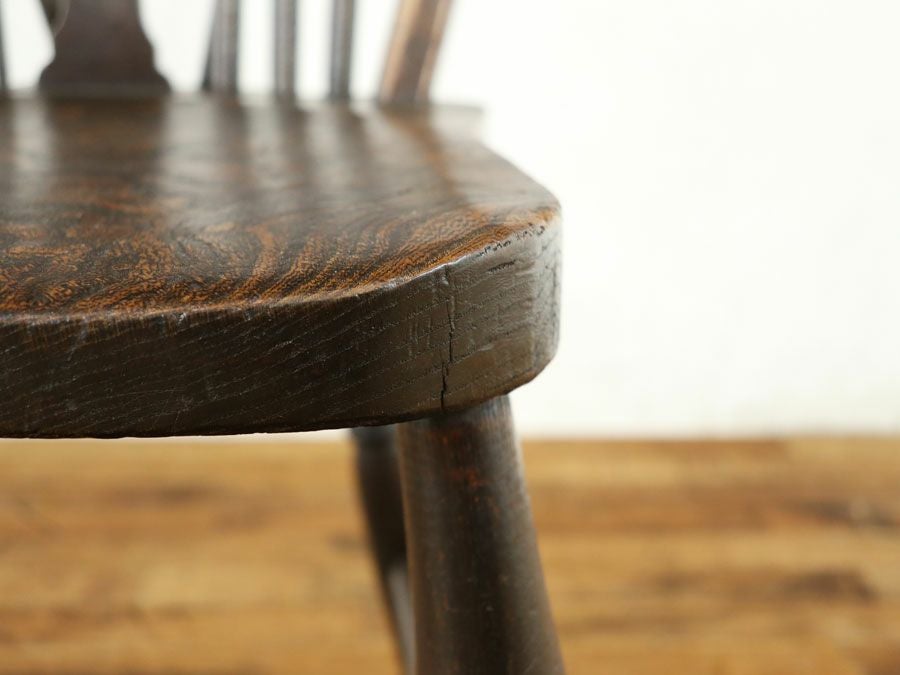 ホイールバックキッチンチェア 80568b